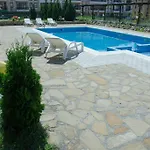 Domus Extra Daire Sveti Vlas