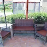 Domus Extra Sveti Vlas