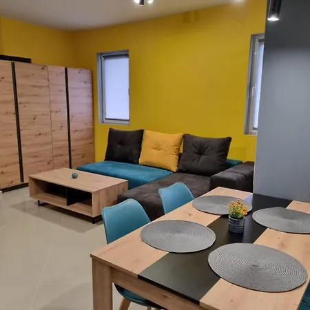 Domus Extra *