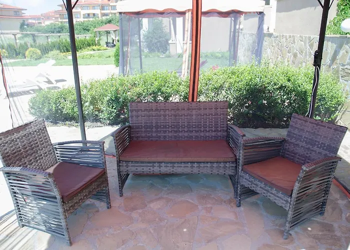 Domus Extra Sveti Vlas